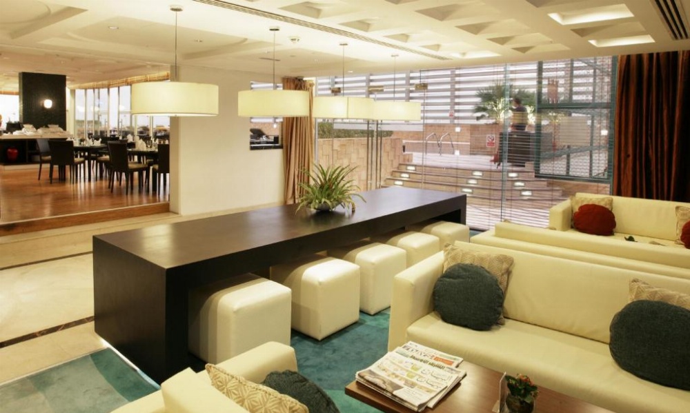 La Suite Dubai Hotel & Apartments